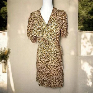 Charlie holiday wrap  dress 6 ditsy floral print